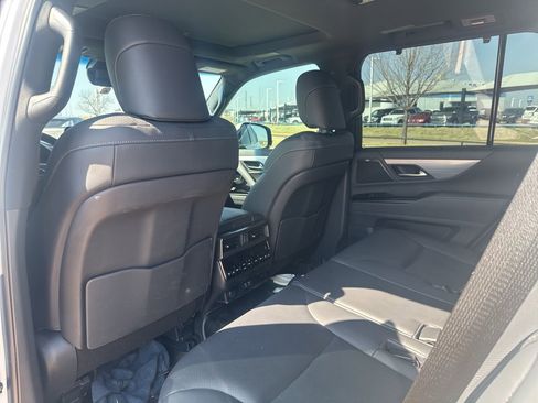 Used 2023 Lexus LX 600 F Sport w/ Accessory Package (Z1) image 8