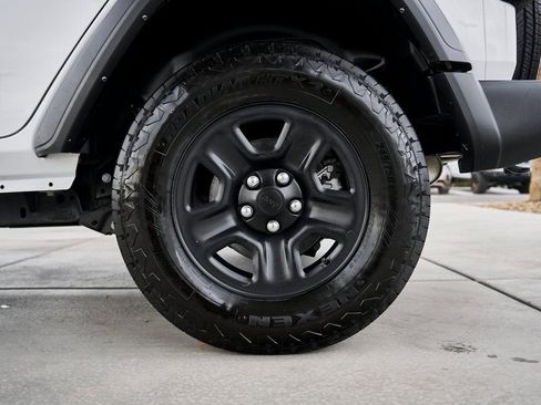 Used 2023 Jeep Wrangler Sport image 13