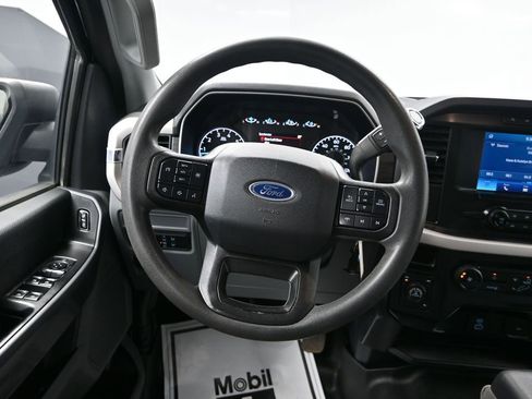 Used 2021 Ford F150 XLT image 30