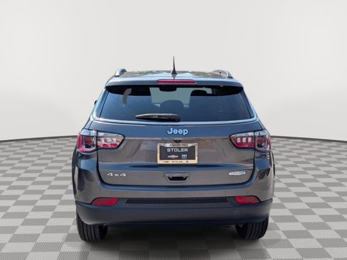 Used 2022 Jeep Compass Latitude w/ Convenience Group AWD/4WD image 4