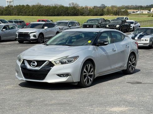 Used 2016 Nissan Maxima 3.5 SV image 9