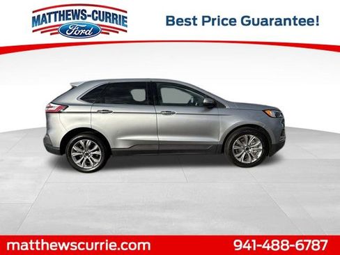 Certified 2024 Ford Edge Titanium image 3
