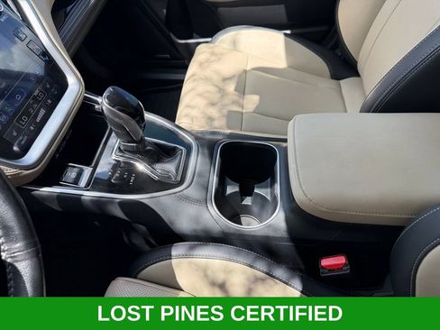 Used 2023 Subaru Outback Limited AWD/4WD image 17