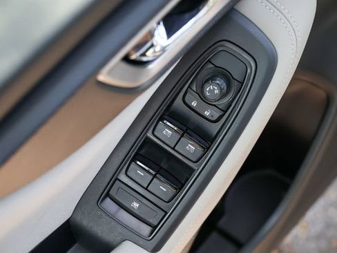 Certified 2023 Subaru Forester Premium AWD/4WD image 5