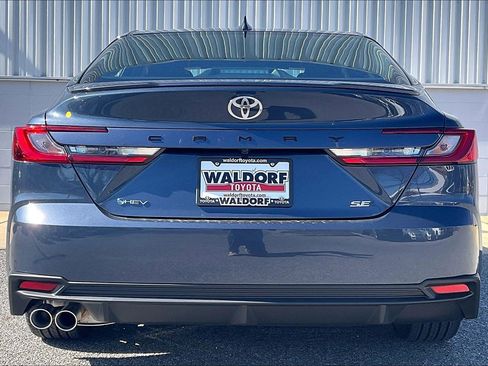 New 2026 Toyota Camry SE image 5