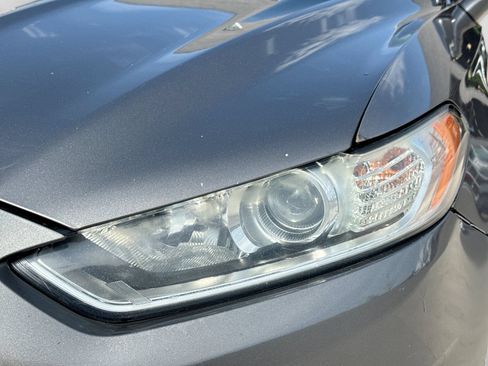 Used 2013 Ford Fusion Titanium FWD image 10