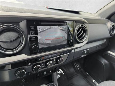 Used 2017 Toyota Tacoma TRD Sport w/ Premium & Technology Package image 14