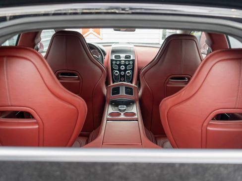 Used 2016 Aston Martin Rapide S image 23