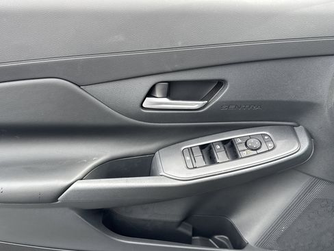 New 2026 Nissan Sentra SV w/ SV Convenience Package FWD image 10