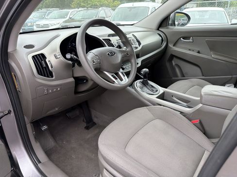 Used 2012 Kia Sportage LX AWD/4WD image 7
