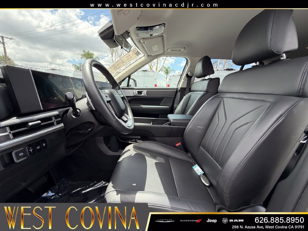 Used 2025 Hyundai Santa Fe SEL AWD/4WD image 9