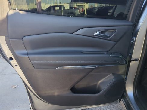 Certified 2026 Chevrolet Traverse LT w/ LPO, Floor Liner Package image 38