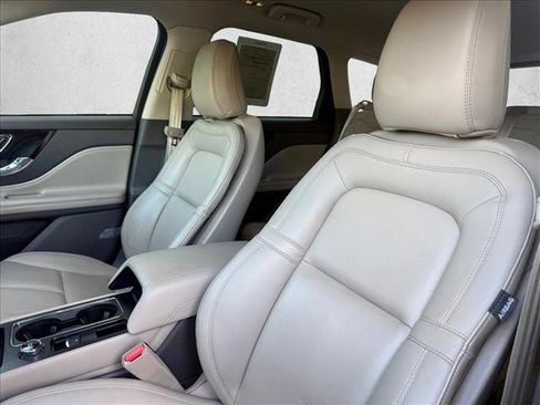 Used 2023 Lincoln Corsair FWD image 17