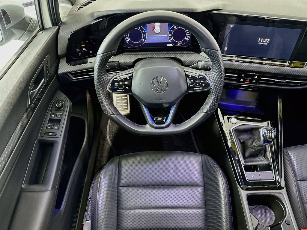 Used 2024 Volkswagen Golf R AWD/4WD image 10
