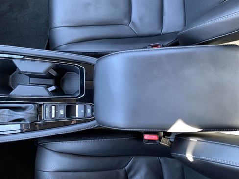 Used 2023 Honda Accord Touring image 30