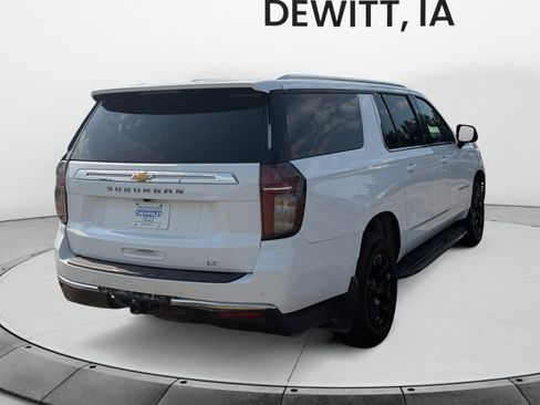 Used 2021 Chevrolet Suburban LT w/ Luxury Package AWD/4WD image 5