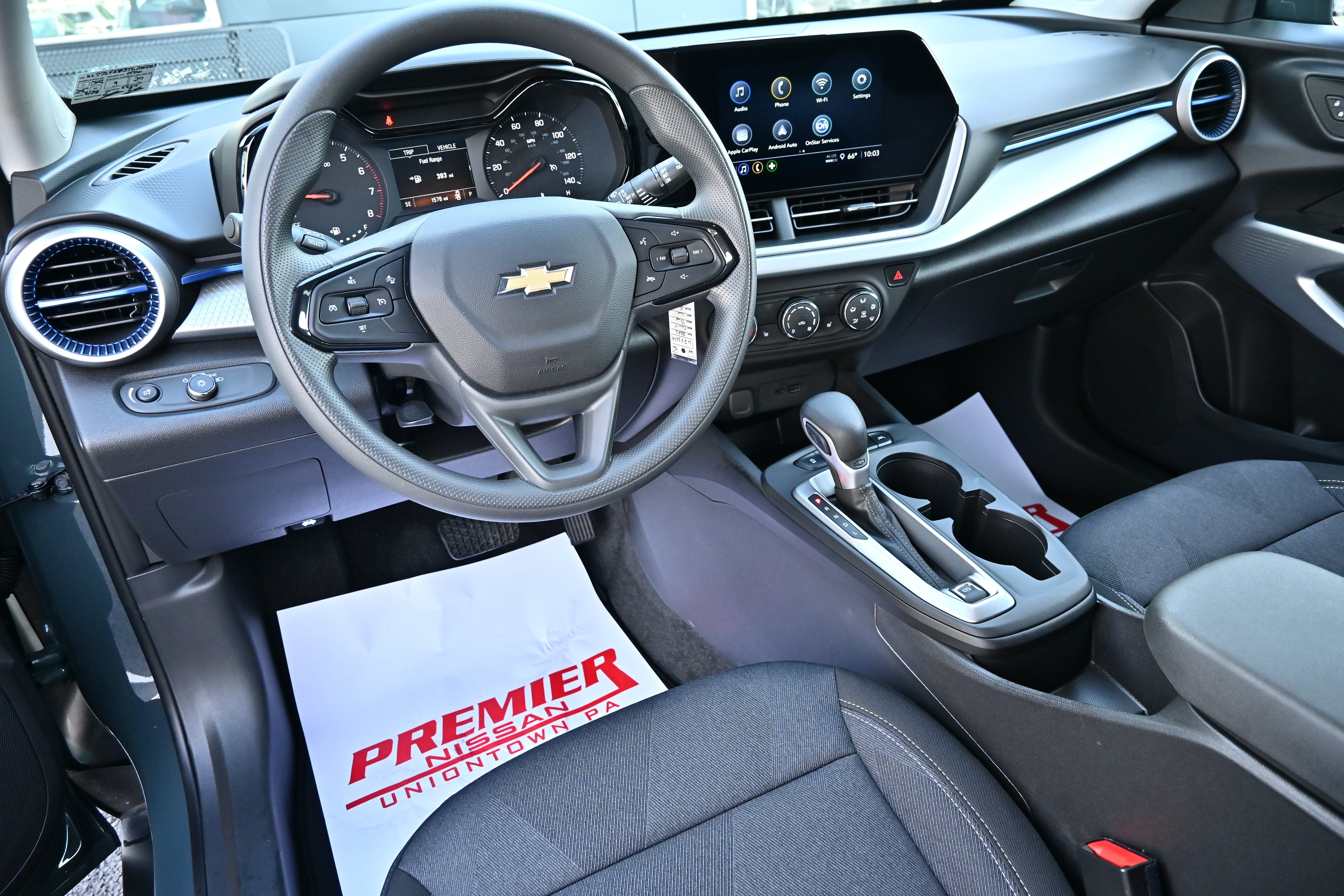 Used 2026 Chevrolet Trax LS w/ LS Convenience Package FWD image 19