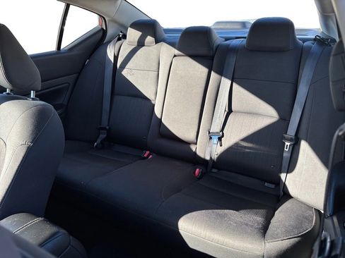 Used 2024 Nissan Altima 2.5 SV image 21