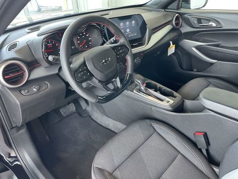 New 2026 Chevrolet Trax RS FWD image 9