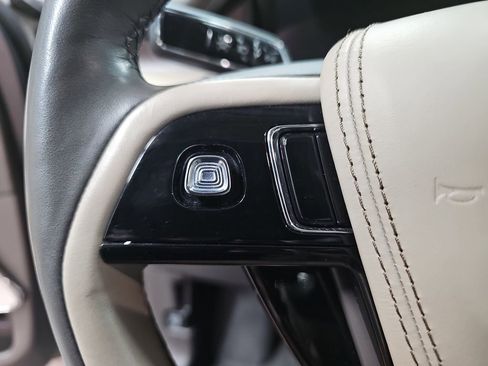 Used 2022 Lincoln Aviator Reserve w/ Equipment Group 201A image 17