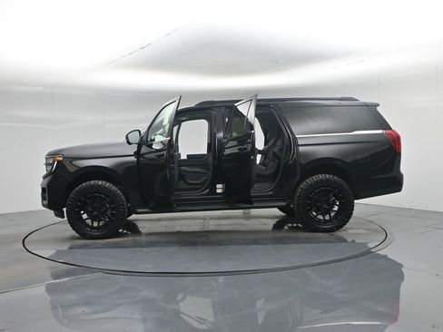 New 2026 Ford Expedition Max Active image 4