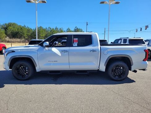 New 2025 Toyota Tundra Limited image 4