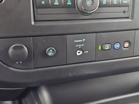 New 2025 Chevrolet Express 2500 Extended image 23