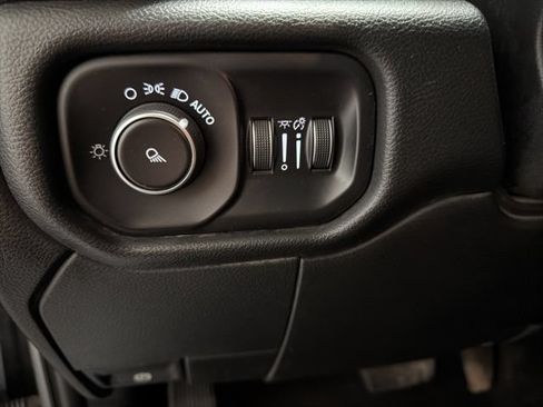 Used 2020 RAM 2500 Big Horn AWD/4WD image 14