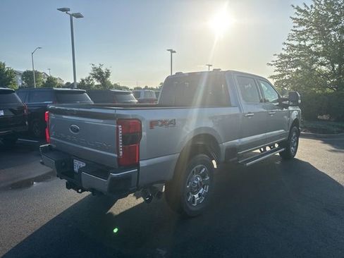 Used 2024 Ford F250 Lariat w/ Chrome Package AWD/4WD image 7
