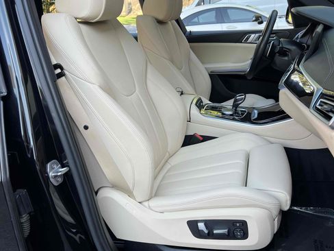 Used 2019 BMW X5 xDrive40i w/ Convenience Package AWD/4WD image 48
