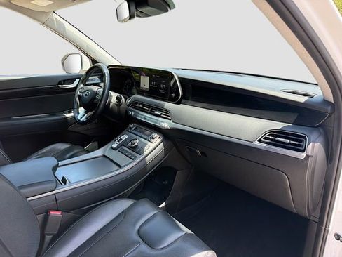 Used 2021 Hyundai Palisade Limited FWD image 15