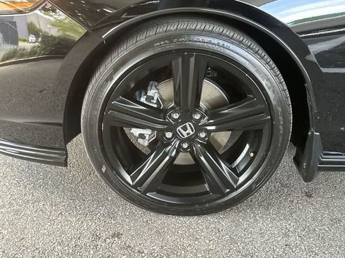 Used 2025 Honda Accord Sport image 10