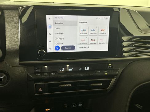 Used 2025 Toyota Camry LE FWD image 20