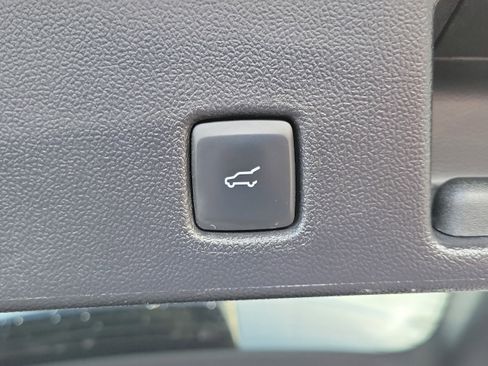 Certified 2022 Ford Escape SE w/ Convenience Package image 9