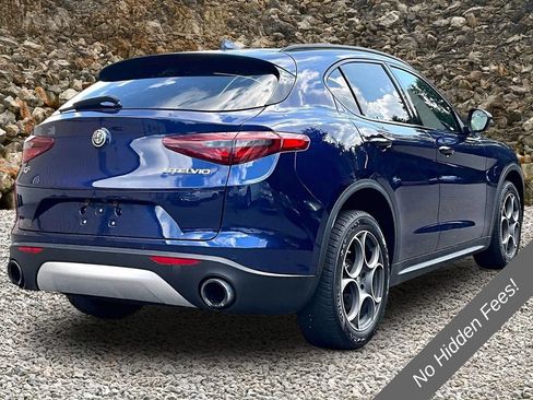 Used 2018 Alfa Romeo Stelvio Sport w/ Quick Order Package 22J Sport AWD/4WD image 2