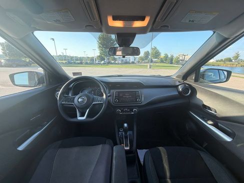 Used 2020 Nissan Kicks SV FWD image 17