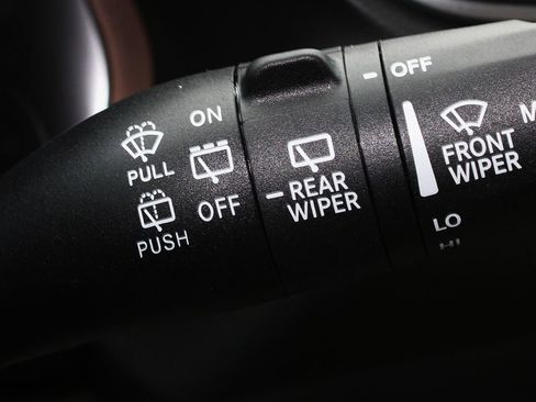 New 2025 Jeep Grand Cherokee L Limited image 22