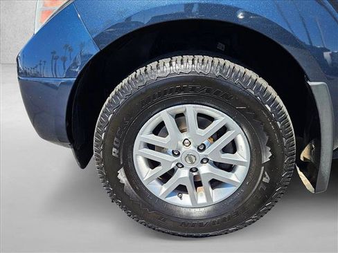 Used 2019 Nissan Frontier SV AWD/4WD image 21