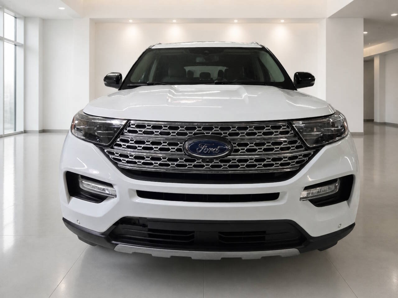 Used 2021 Ford Explorer Limited w/ Equipment Group 301A RWD image 7
