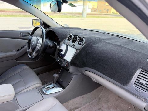 Used 2012 Nissan Altima 2.5 S w/ 20th Anniversary Pkg image 21