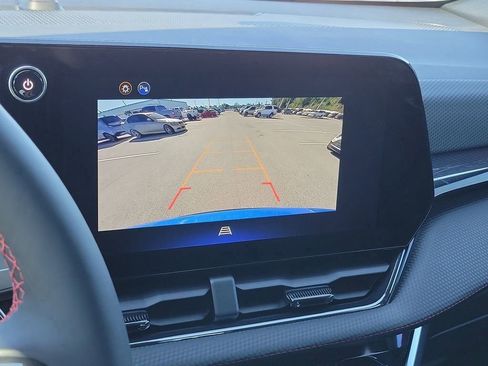 Used 2026 Chevrolet Equinox RS w/ Convenience Package III image 27