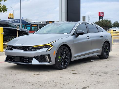 New 2026 Kia K5 GT image 2