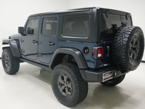 Used 2025 Jeep Wrangler Unlimited Sport AWD/4WD image 5