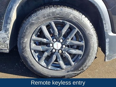 Used 2018 GMC Acadia SLT image 11