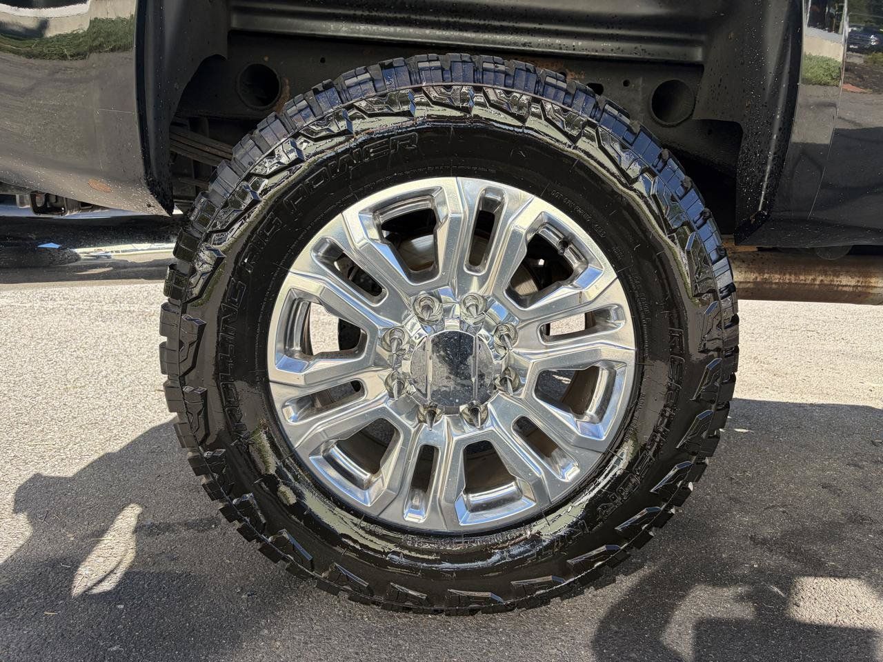 Used 2012 GMC Sierra 2500 Denali w/ Suspension Package, Off-Road AWD/4WD image 15