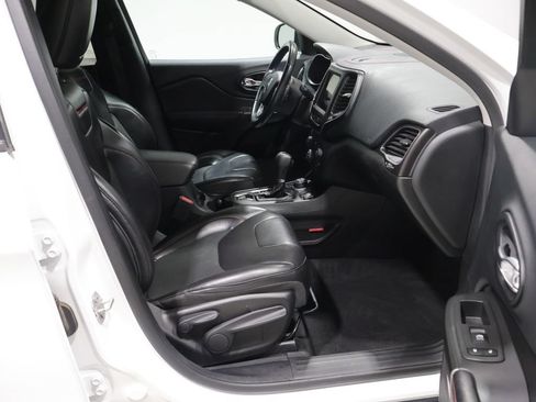 Used 2021 Jeep Cherokee Trailhawk w/ Technology Group AWD/4WD image 21