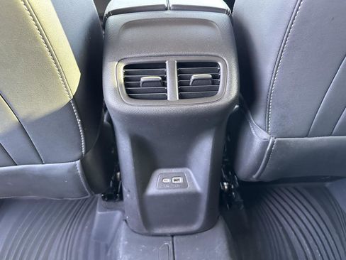 Used 2022 Buick Envision Preferred image 17