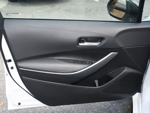 Used 2024 Toyota Corolla Sedan w/ SE Convenience Package FWD image 9