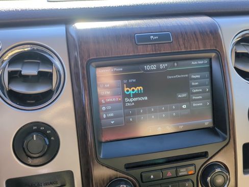 Used 2014 Ford F150 Lariat w/ Equipment Group 501A Mid image 20