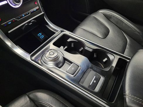Used 2019 Ford Edge Titanium w/ Cold Weather Package AWD/4WD image 26